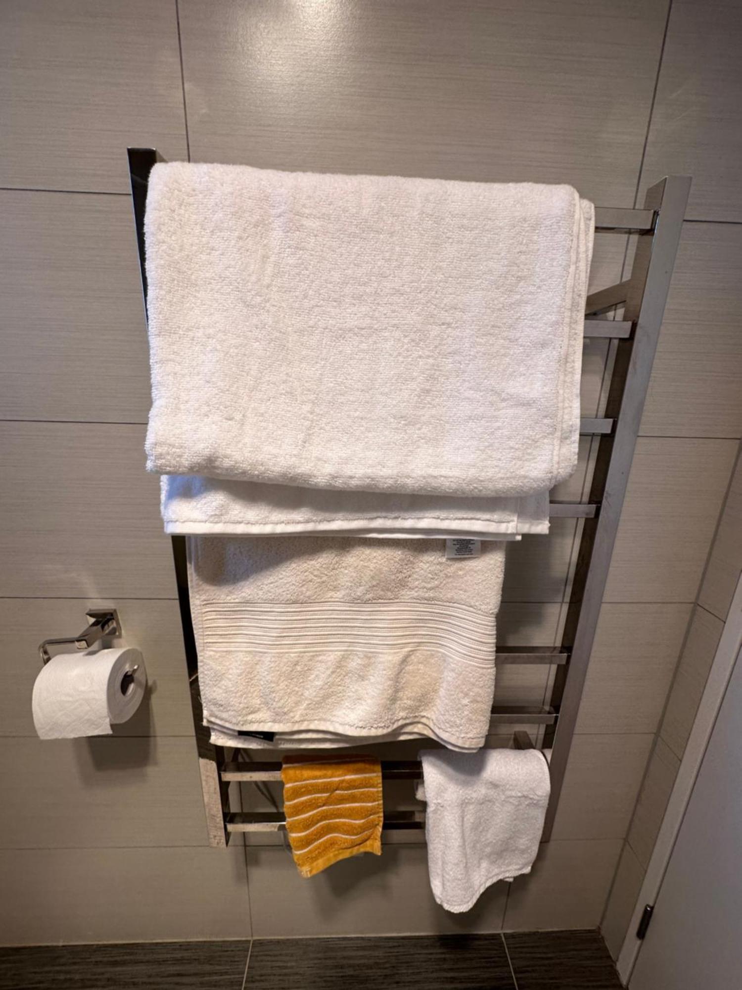 Apartment Bebe Self-contained Granny Flat With Own Access *