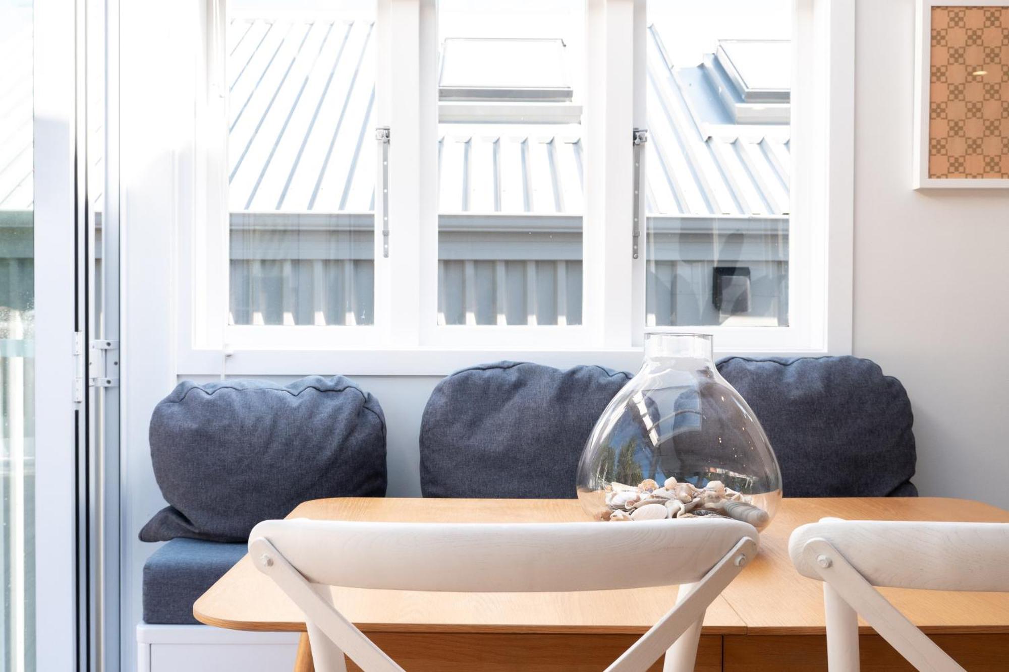 Apartment Charming Nestled Away In The Centre