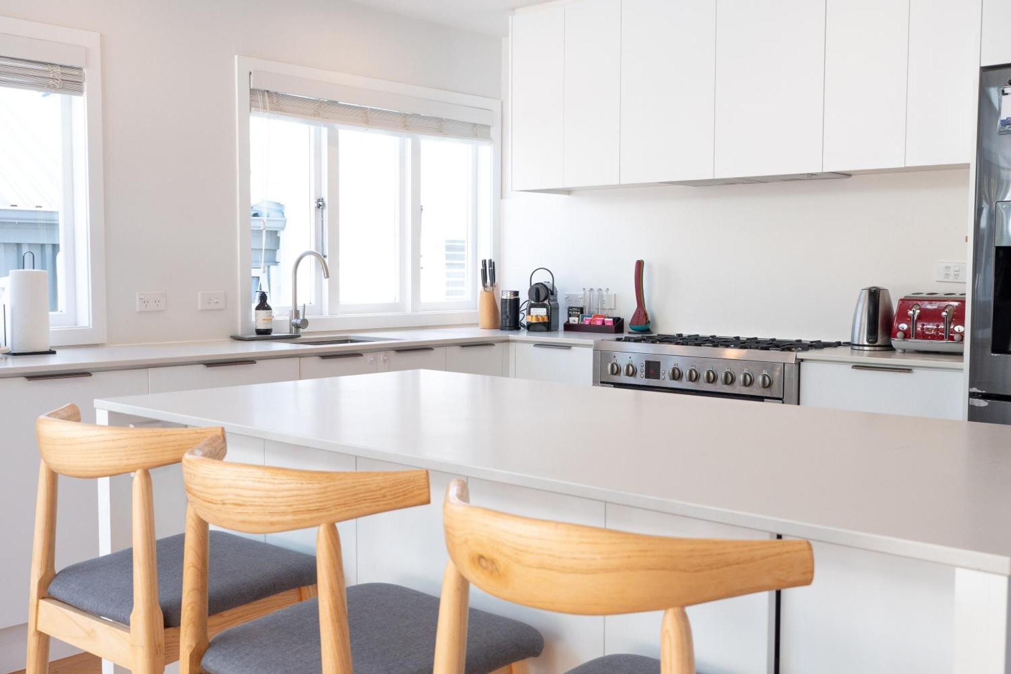 Charming Nestled Away In The Centre Apartment *