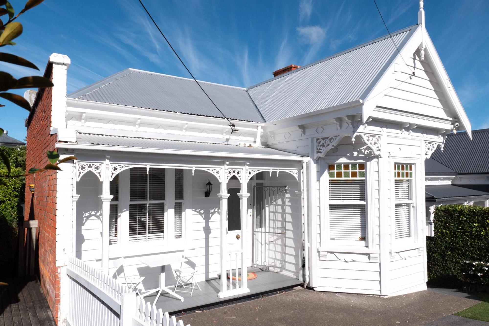 Charming Nestled Away In The Centre