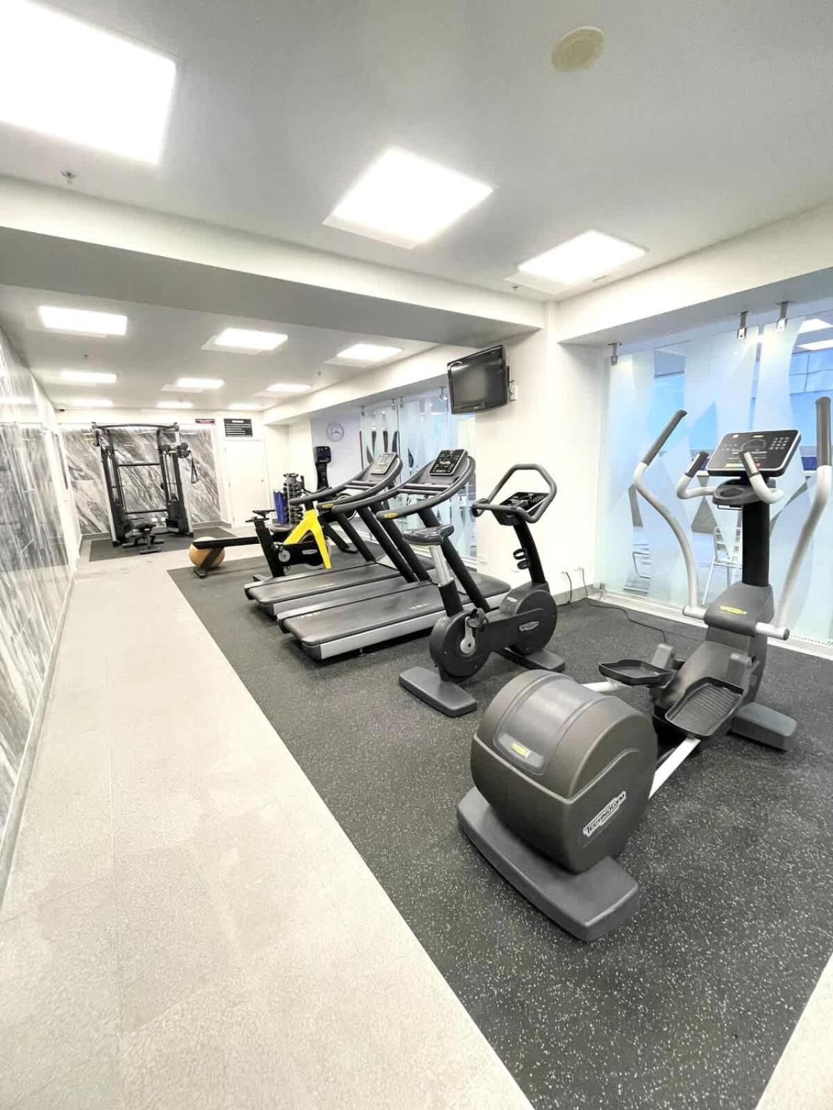 Apartment Stylish Retreat With Views In Cbd *