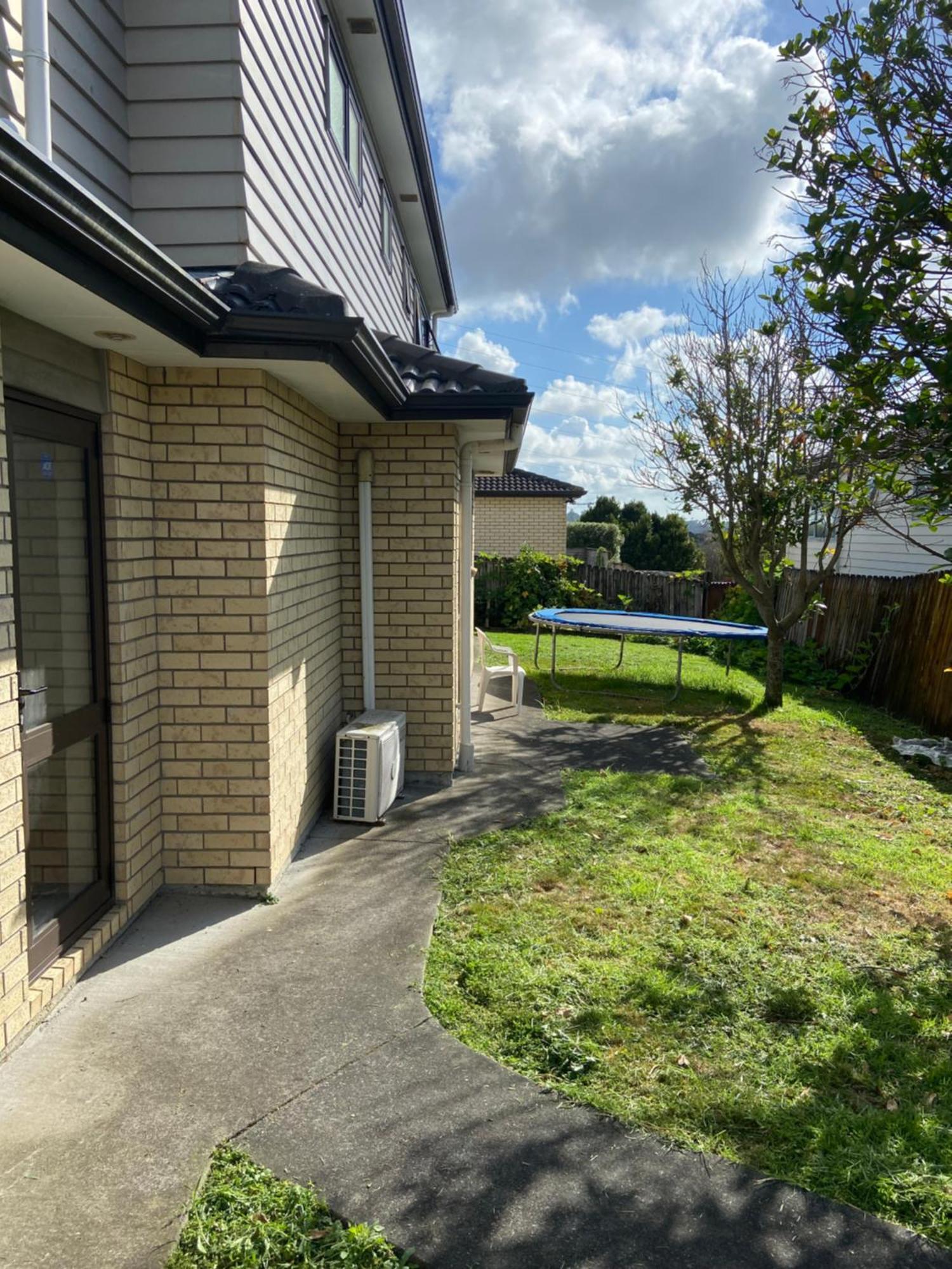 Guest house Self Contained In Hillsborough