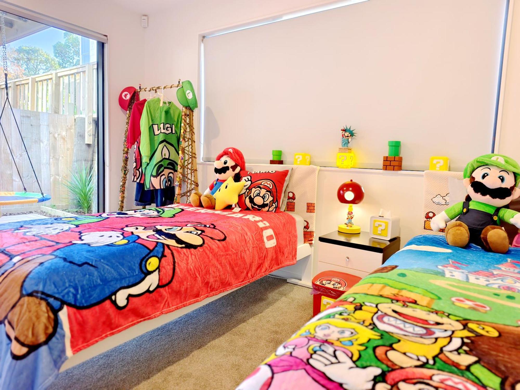 Luxury 4 Bedroom Retreat 4 Bath With 3 Master And Kids' Playroom Villa