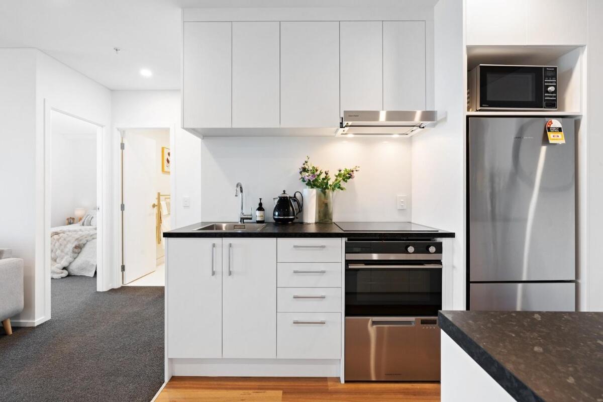Apartment Brand New 2br Retreat Sea View Free Parking *
