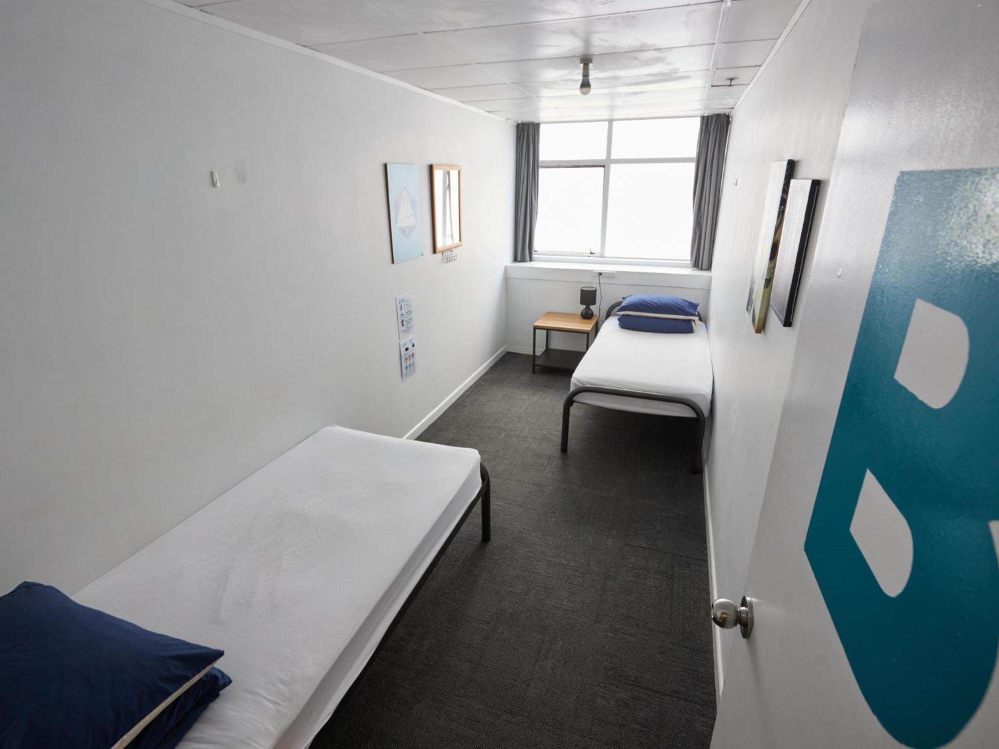 Attic Backpackers Auckland