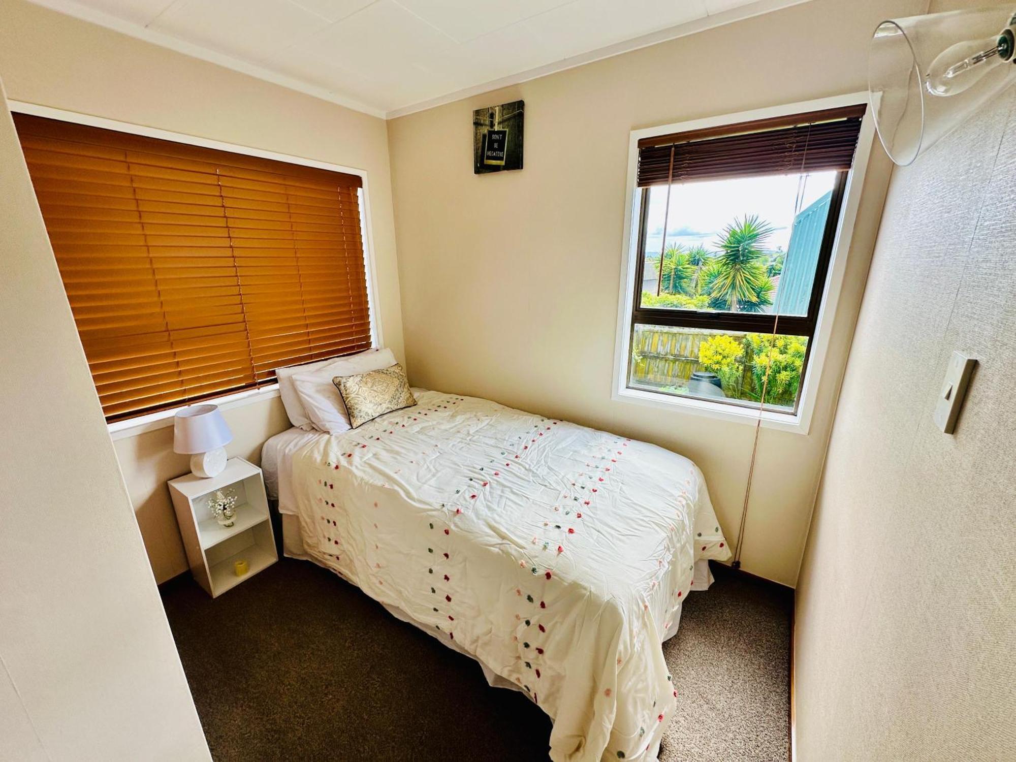 Two Bedroom Airport Flat Free Wi-fi Parking Peaceful Auckland
