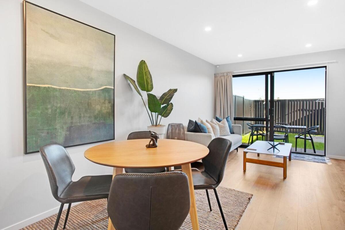 Fantastic Favona Style And Luxury 3 Bedroom And 2 Bath Auckland