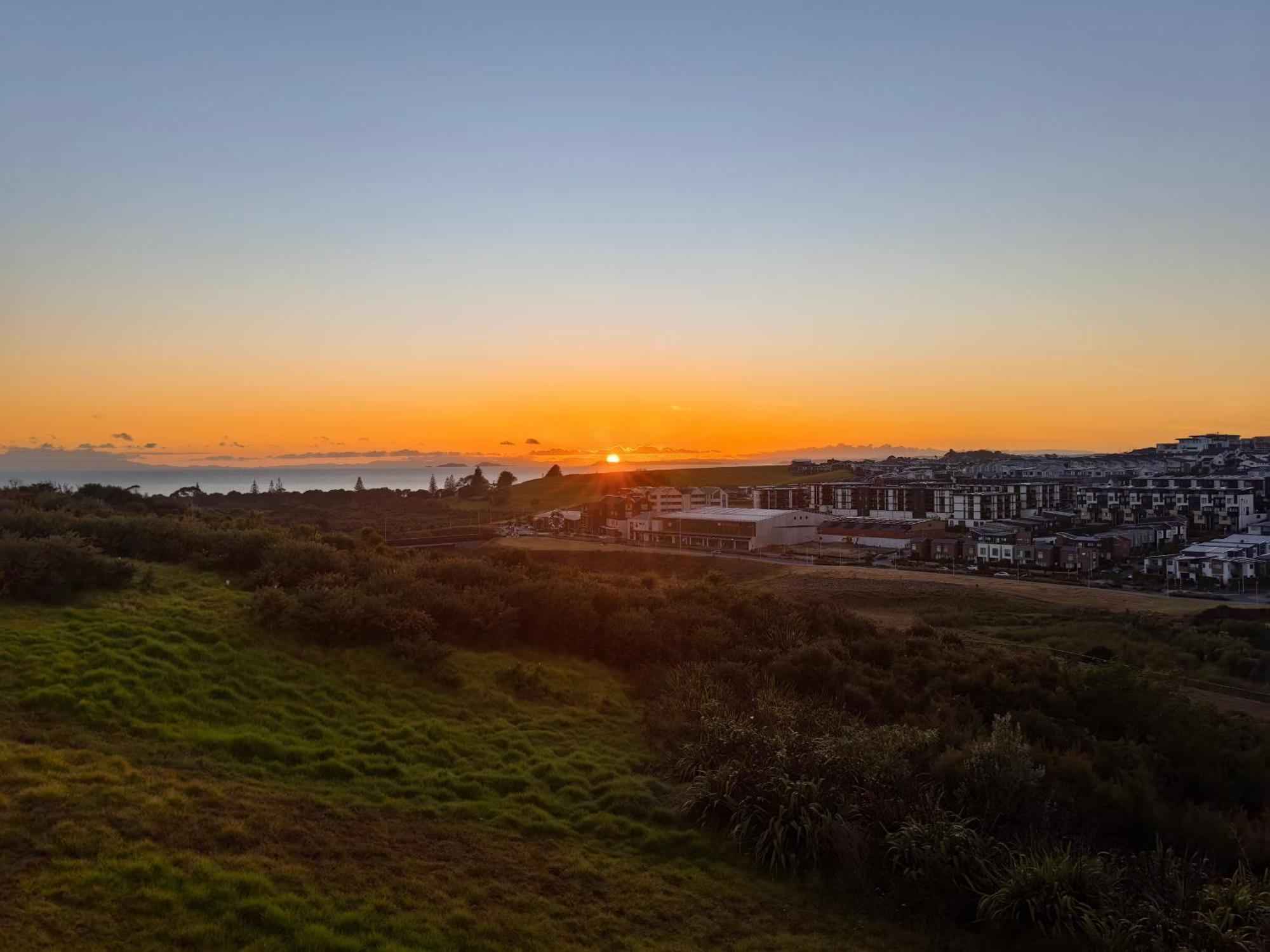 Bed & Breakfast Sunrise To Sunset Coastal Escape