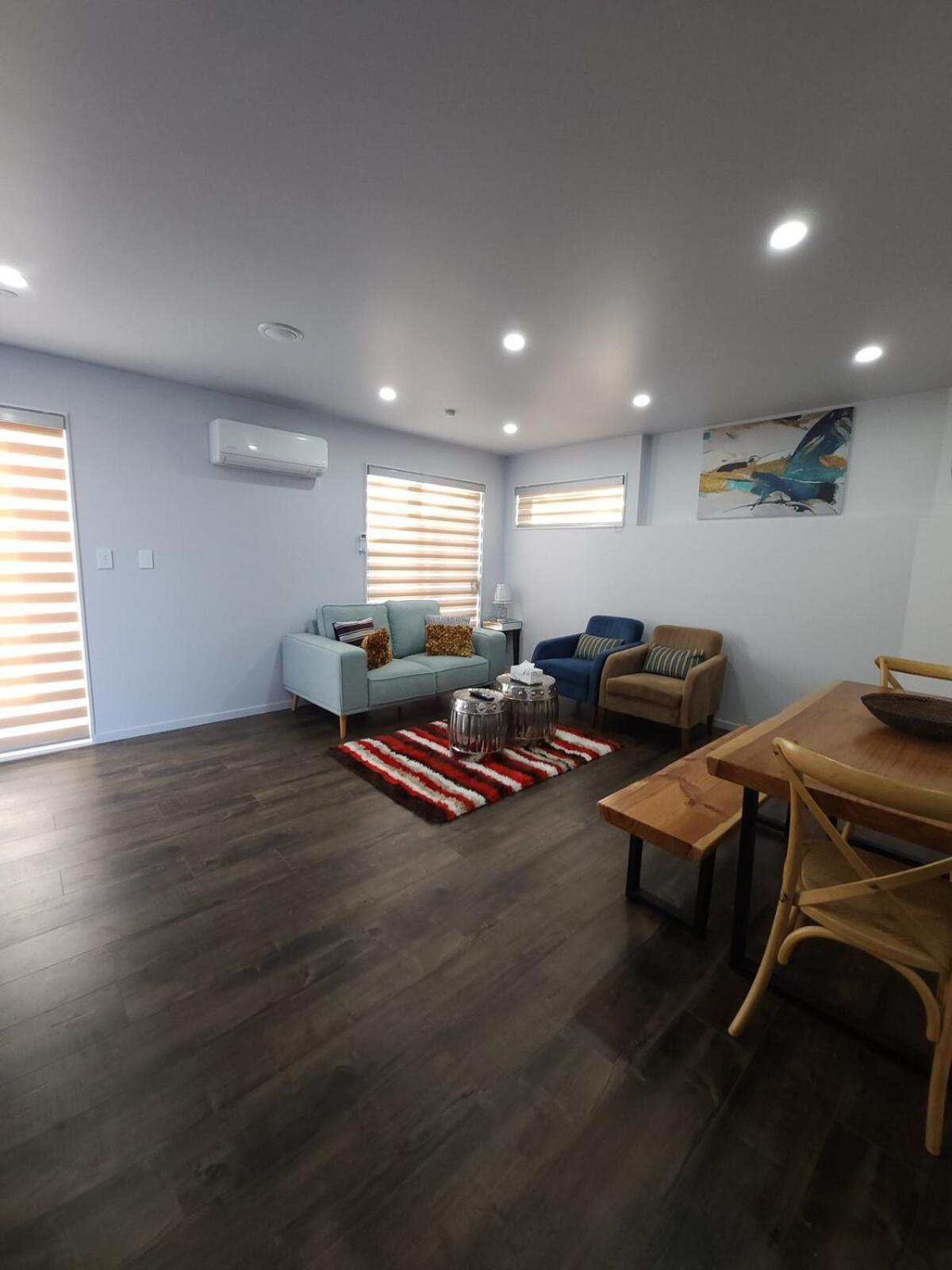 Entire 3 Bdrm Home Near Airport Auckland