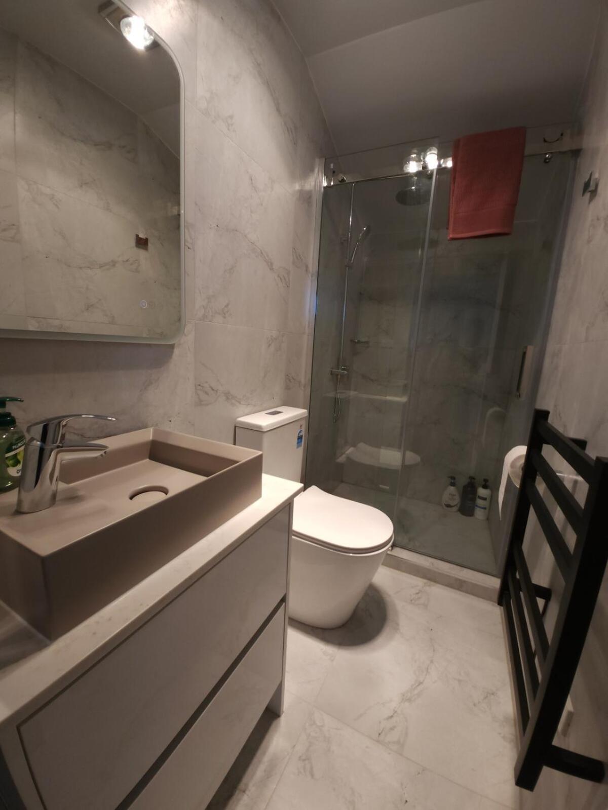Apartment Entire 3Br Comfort Near Akld Airport *