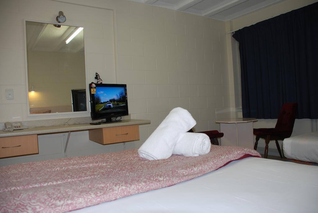Grafton Oaks Hotel