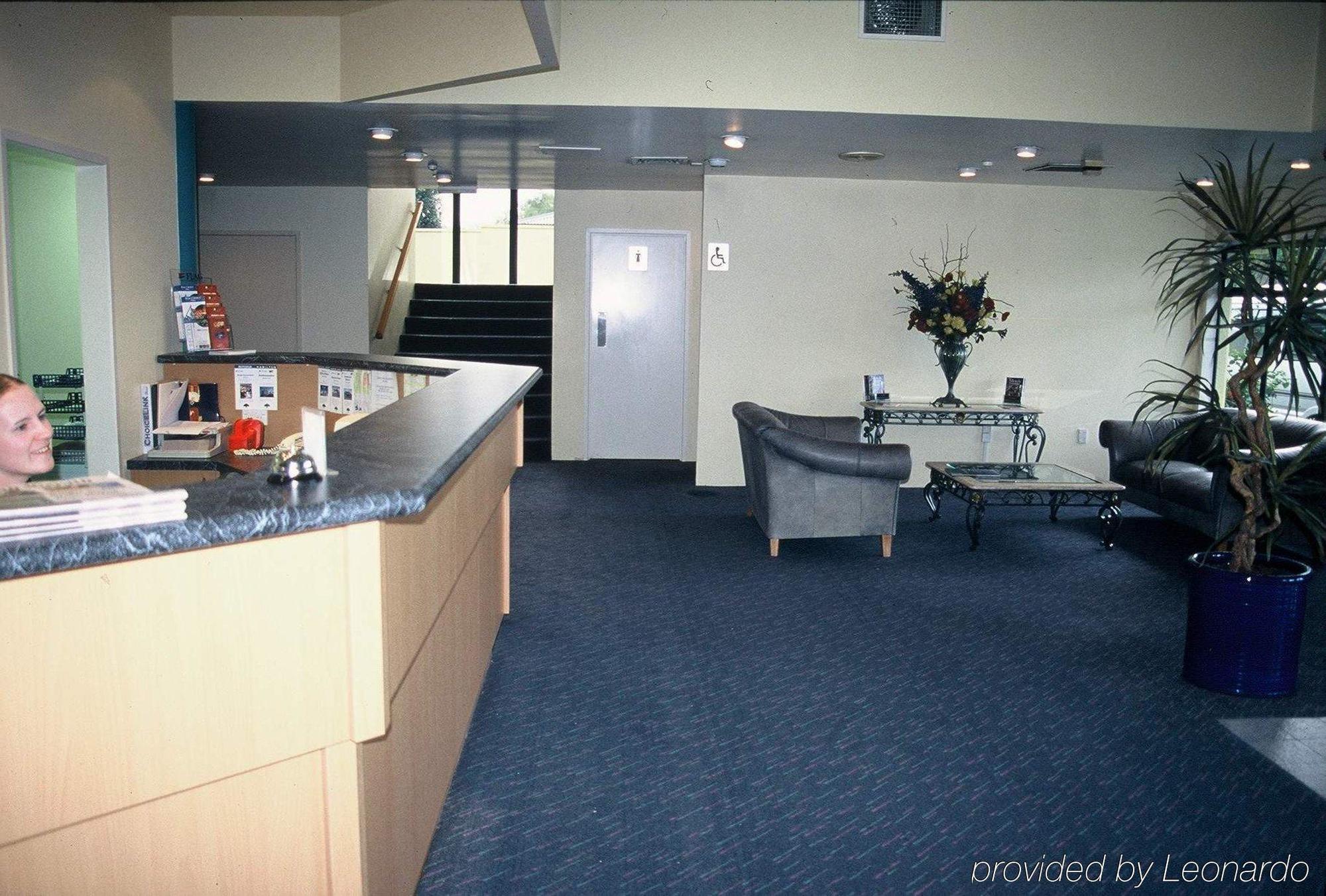 Manukau & Conference Centre 3*