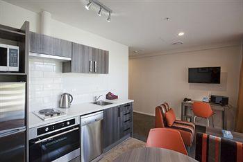 Quest On Beaumont Aparthotel 4*
