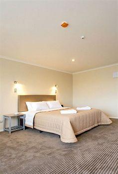 Motel Airport 4*