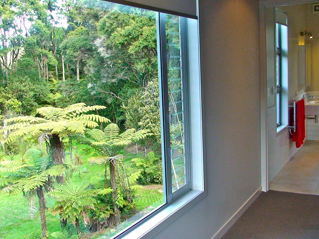 Oratia * Auckland