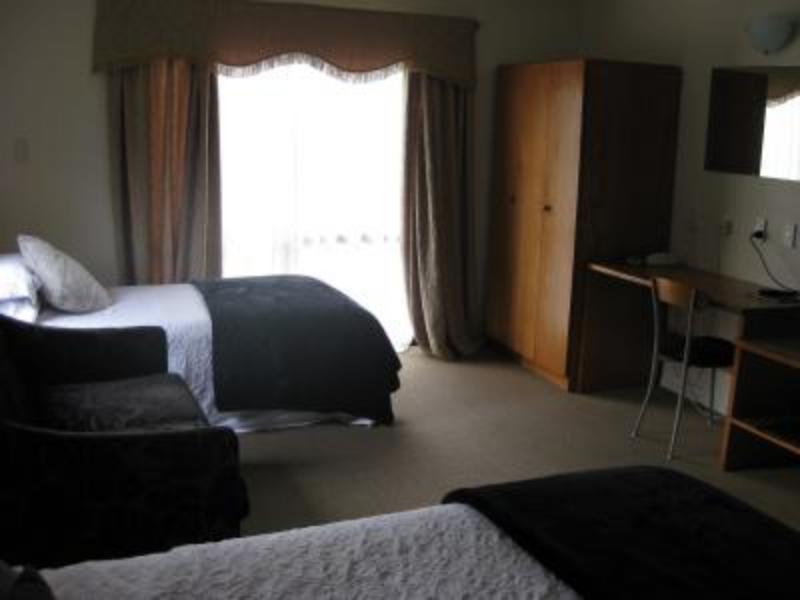Motel Newmarket 4*