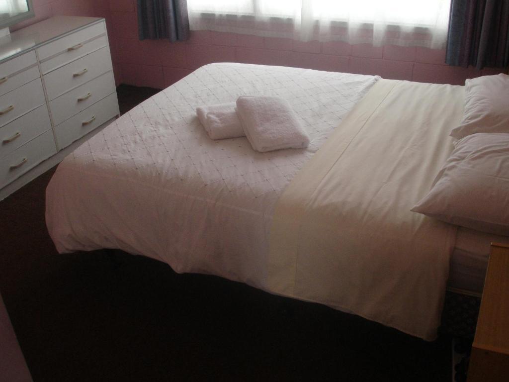 Airport Skyway Motel