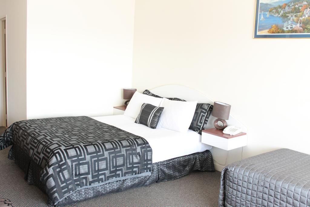 Motel Airport Pacific 3*