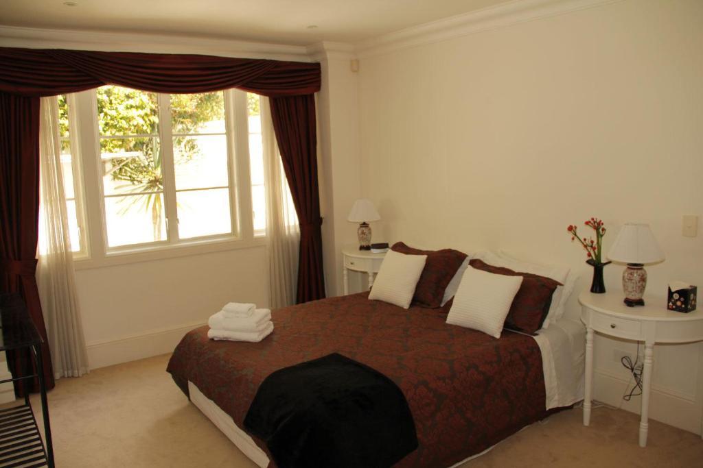 The Consulate Luxury Bed & Breakfast Auckland