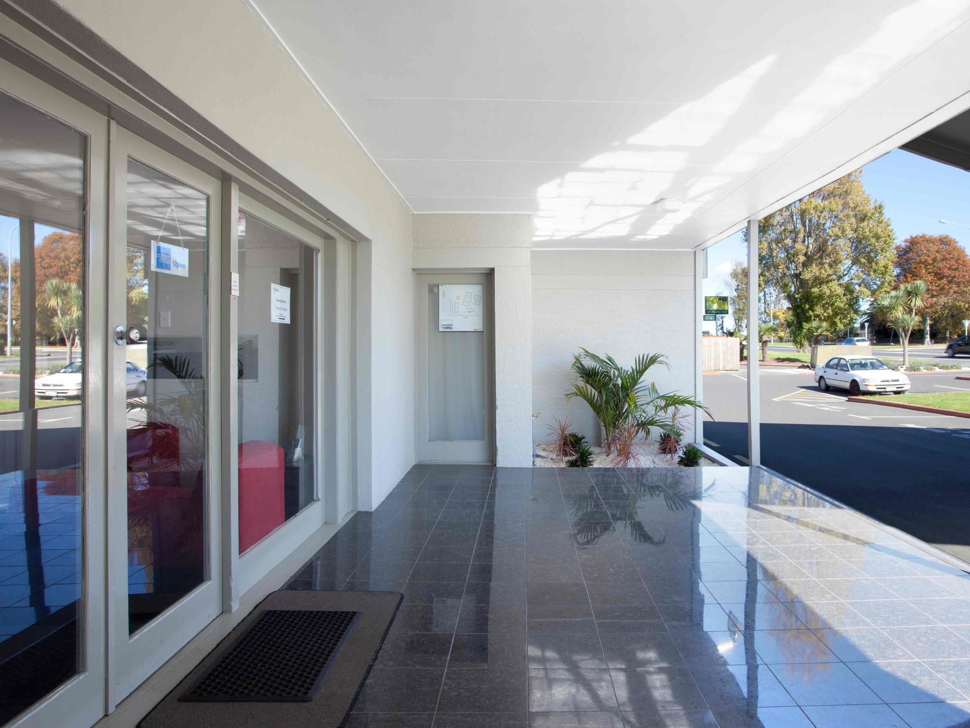 Hostel Kiwi Airport Backpackers