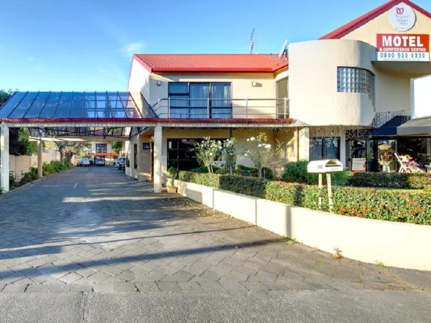 Rayland Epsom Motel 2*
