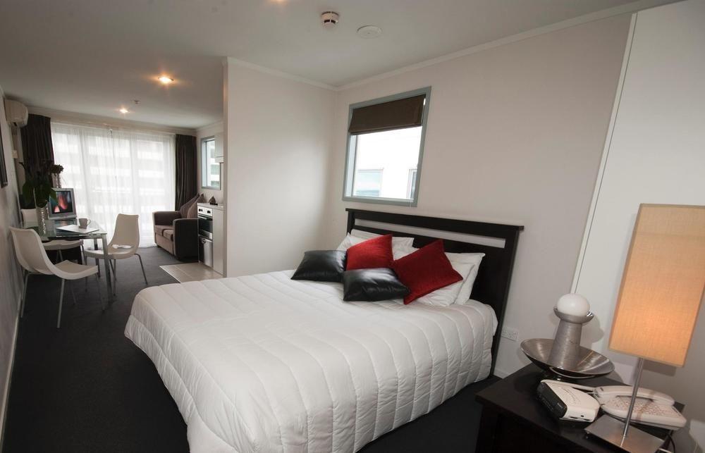 Waldorf Bankside 3*
