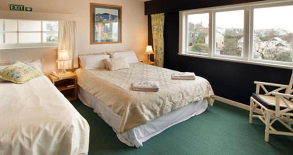 Bed & Breakfast Chevron Auckland