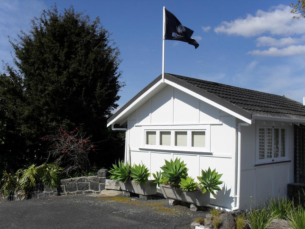 Guest house Wisteria Studio