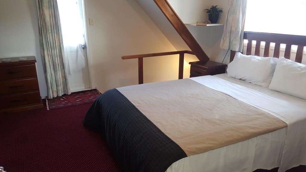 Garden Hostel *