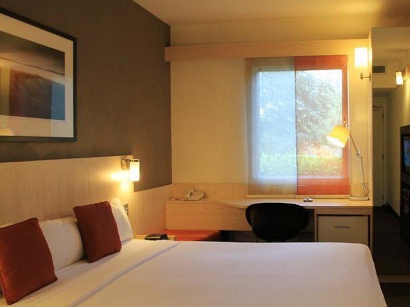 Ibis Ellerslie Hotel