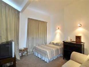 Hotel Parnell 3*