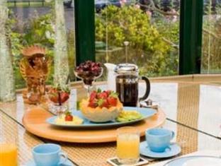 Acomodação com café da manhã  Admirals Landing Waterfront 3*