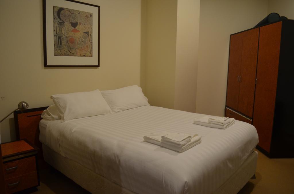 Classic One Bedroom Apartment- Pool And Gym! * Auckland