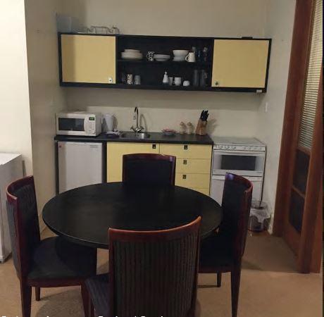Apartment Classic One Bedroom Apartment- Pool And Gym!