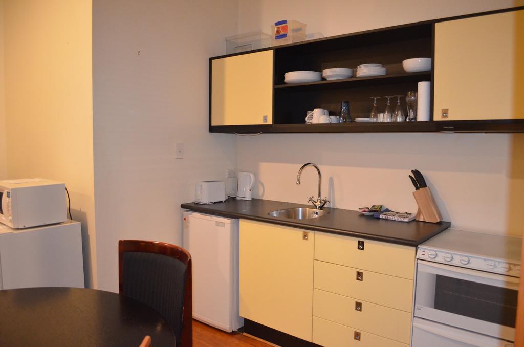 Classic One Bedroom Apartment- Pool And Gym! Apartment Auckland