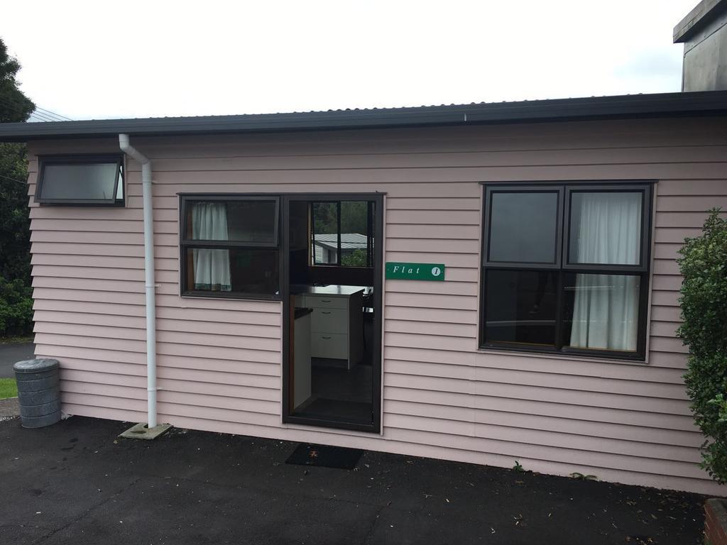 Avondale Motor Park 4*