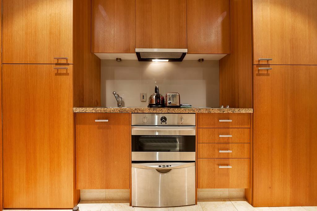Metropolis Shortstay Apartment