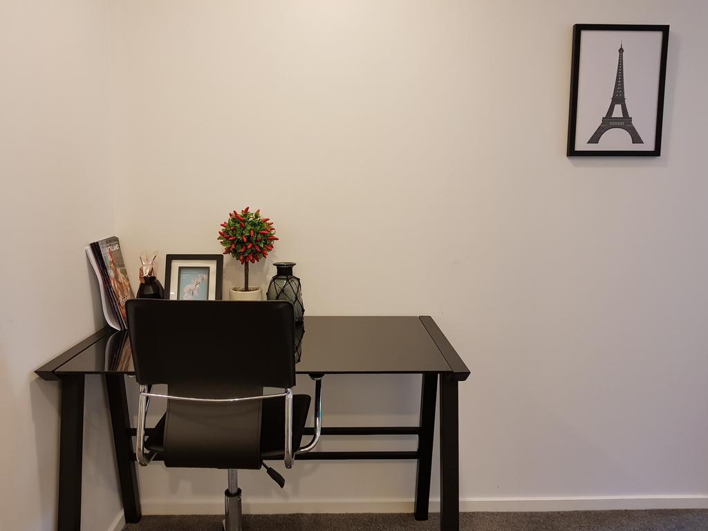 Apartment Peaceful Two Bedroom *