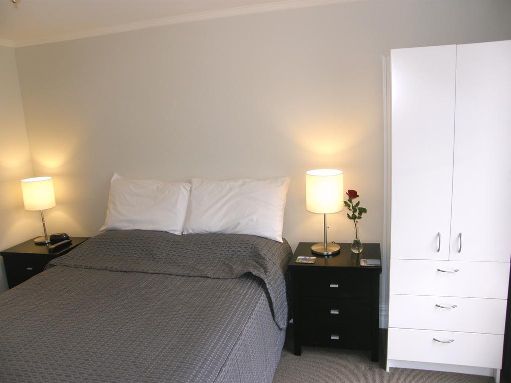 Guest house Ponsonby Manor