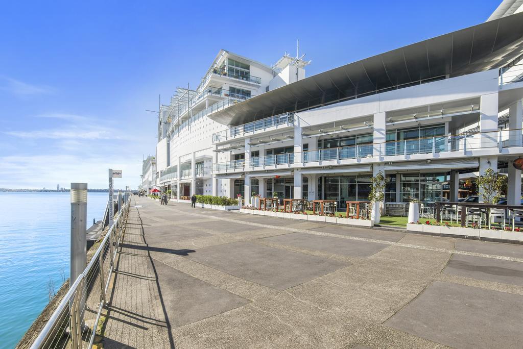 Princes Wharf - Absolute Waterfront & Great Views *