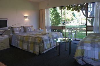 Airport Gold Star Motel
