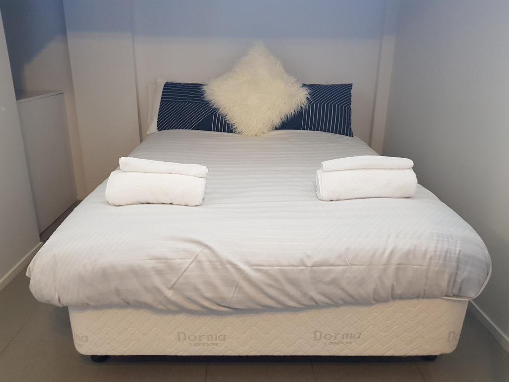 Budget In Kingsland Apartment