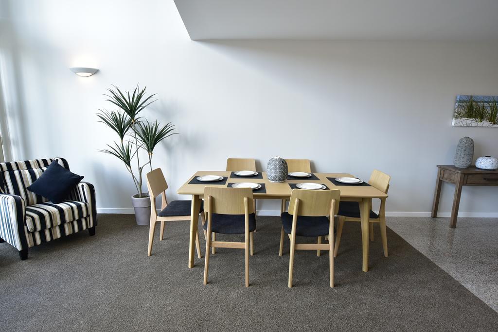 Epsom Apartment