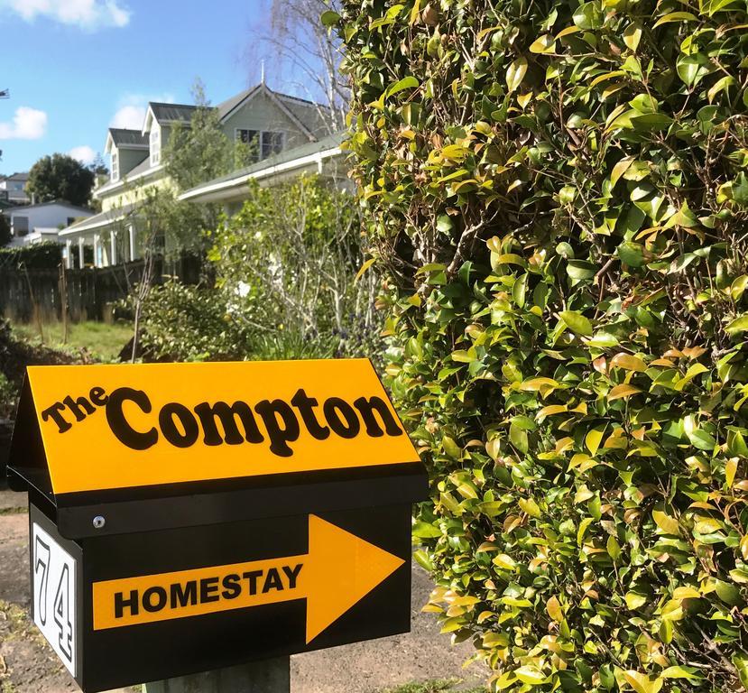 Homestay The Compton