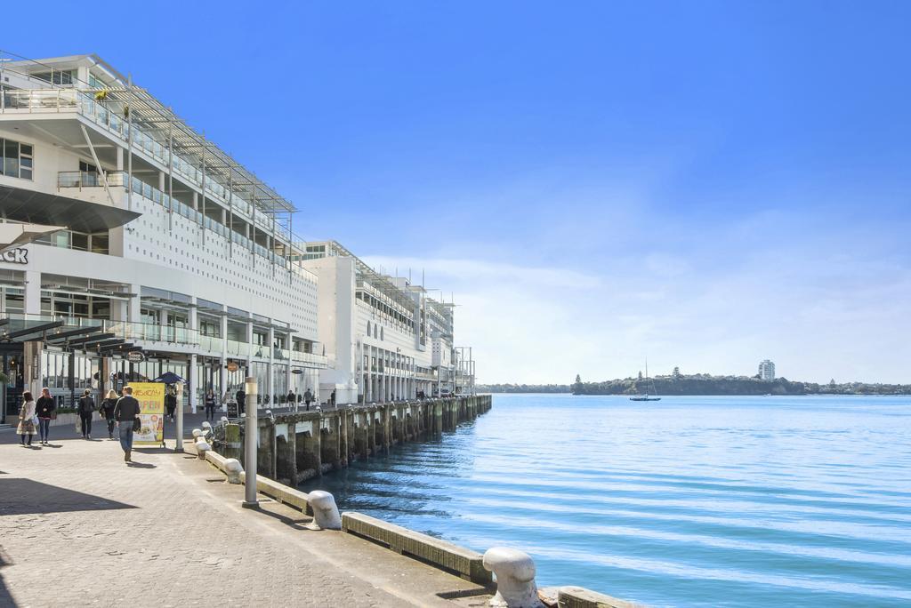 1br Princes Wharf With Fabulous Views *