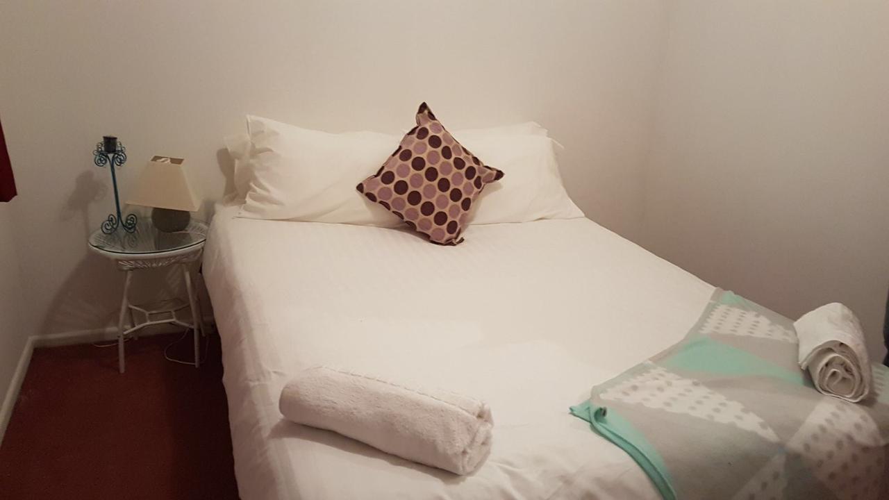 Forbes Grove Accommodation Hostel Auckland