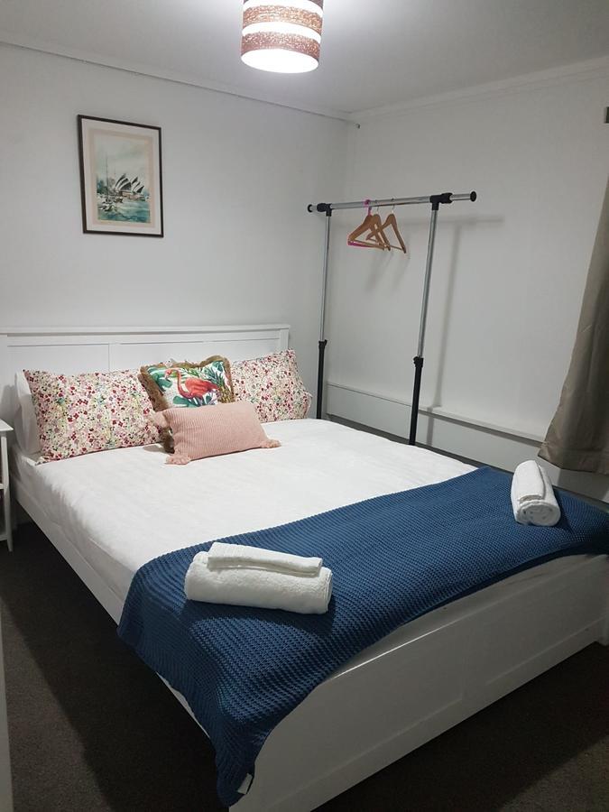 Forbes Grove Accommodation Hostel