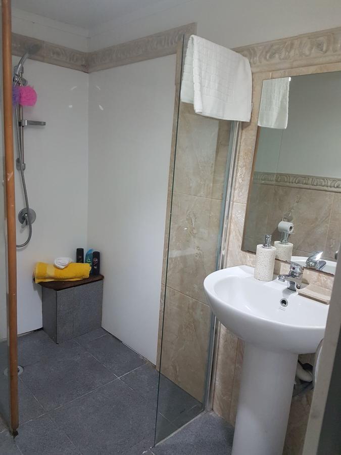 Forbes Grove Accommodation Hostel