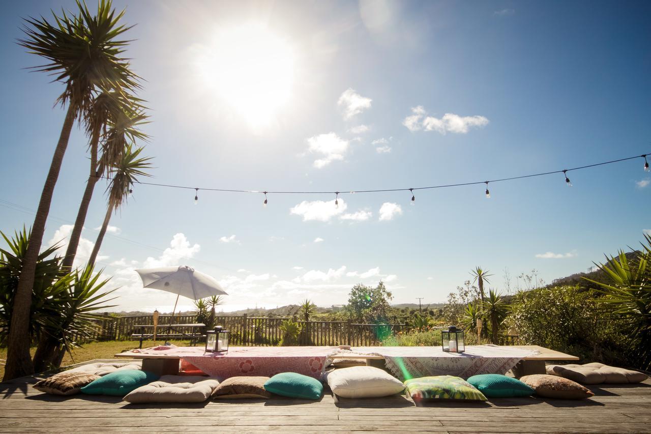 Coast Retreat Muriwai - Walk To The Beach!