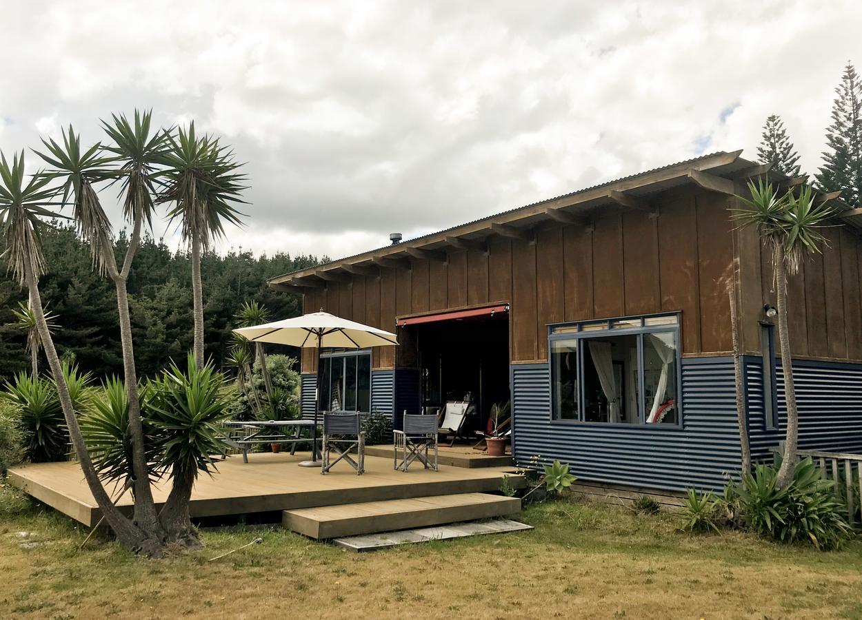 Holiday home Coast Retreat Muriwai - Walk To The Beach!